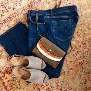 🌟EUC OLD NAVY the SWEETHEART JEANS SIZE 12 Short